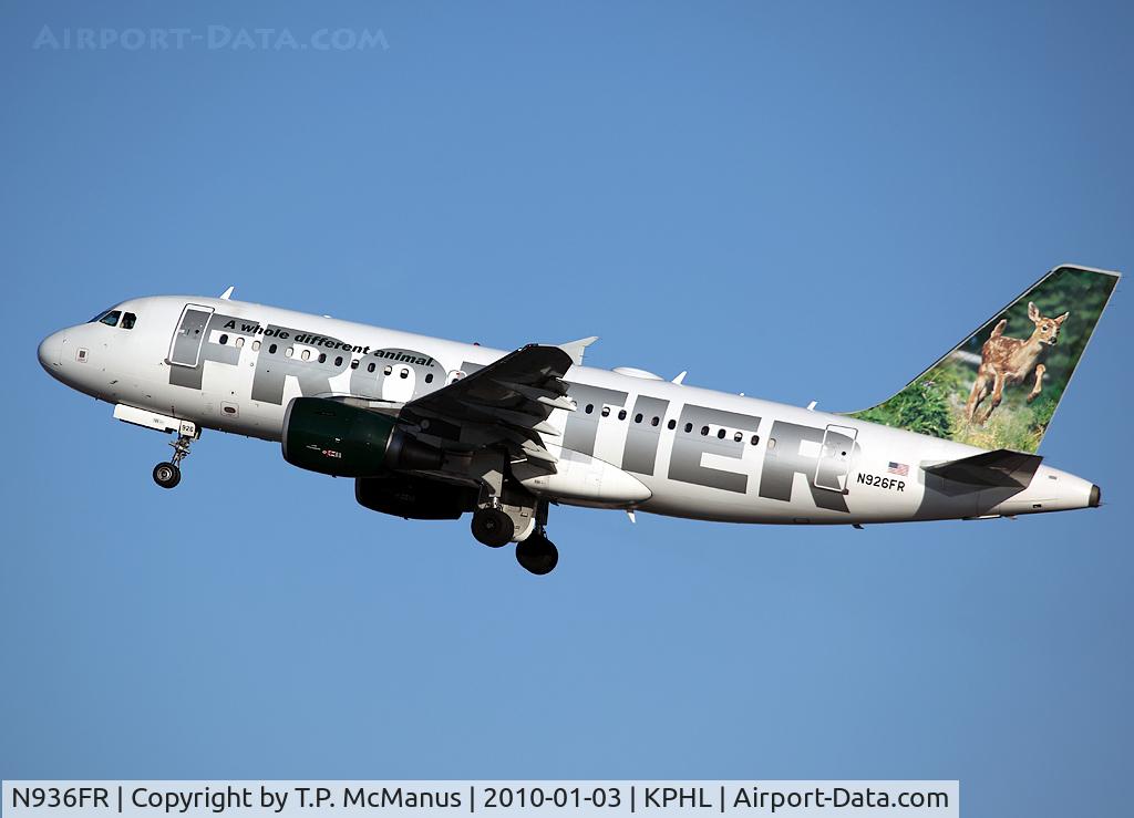 N936FR, 2005 Airbus A319-111 C/N 2392, Frontier Airlines A319 climbing out from 27L at PHL