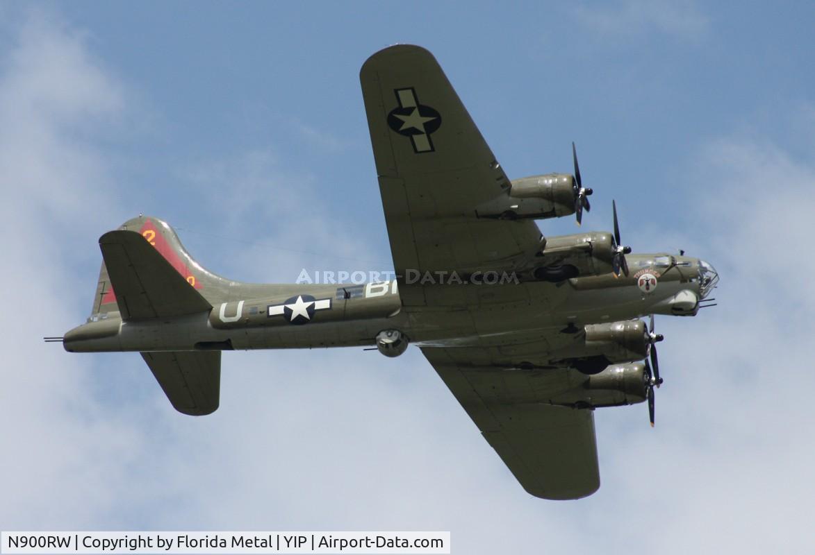 N900RW, 1944 Boeing B-17G Flying Fortress C/N 8627, Thunderbird