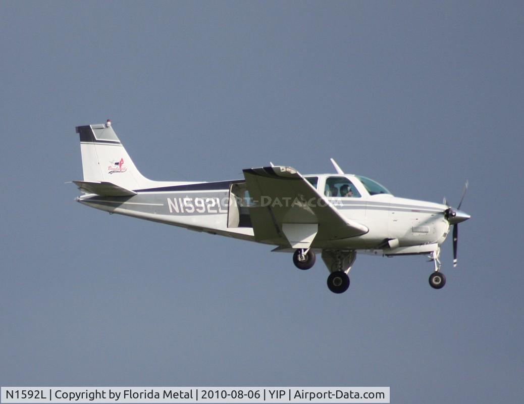 N1592L, 1976 Beech A36 Bonanza 36 C/N E-832, Beech A36