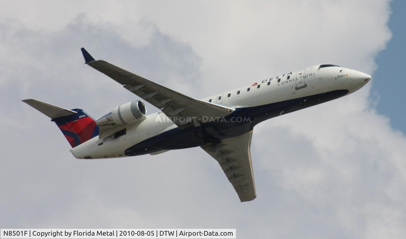 N8501F, 2001 Bombardier CRJ-200LR (CL-600-2B19) C/N 7501, Pinnacle CRJ-200