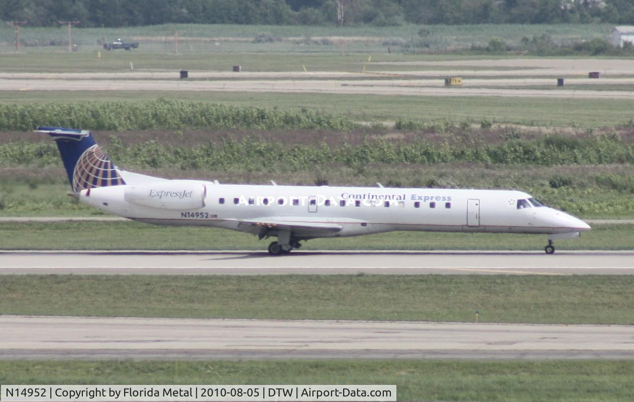 N14952, 1998 Embraer ERJ-145LR (EMB-145LR) C/N 145067, Continental Express Jet E145
