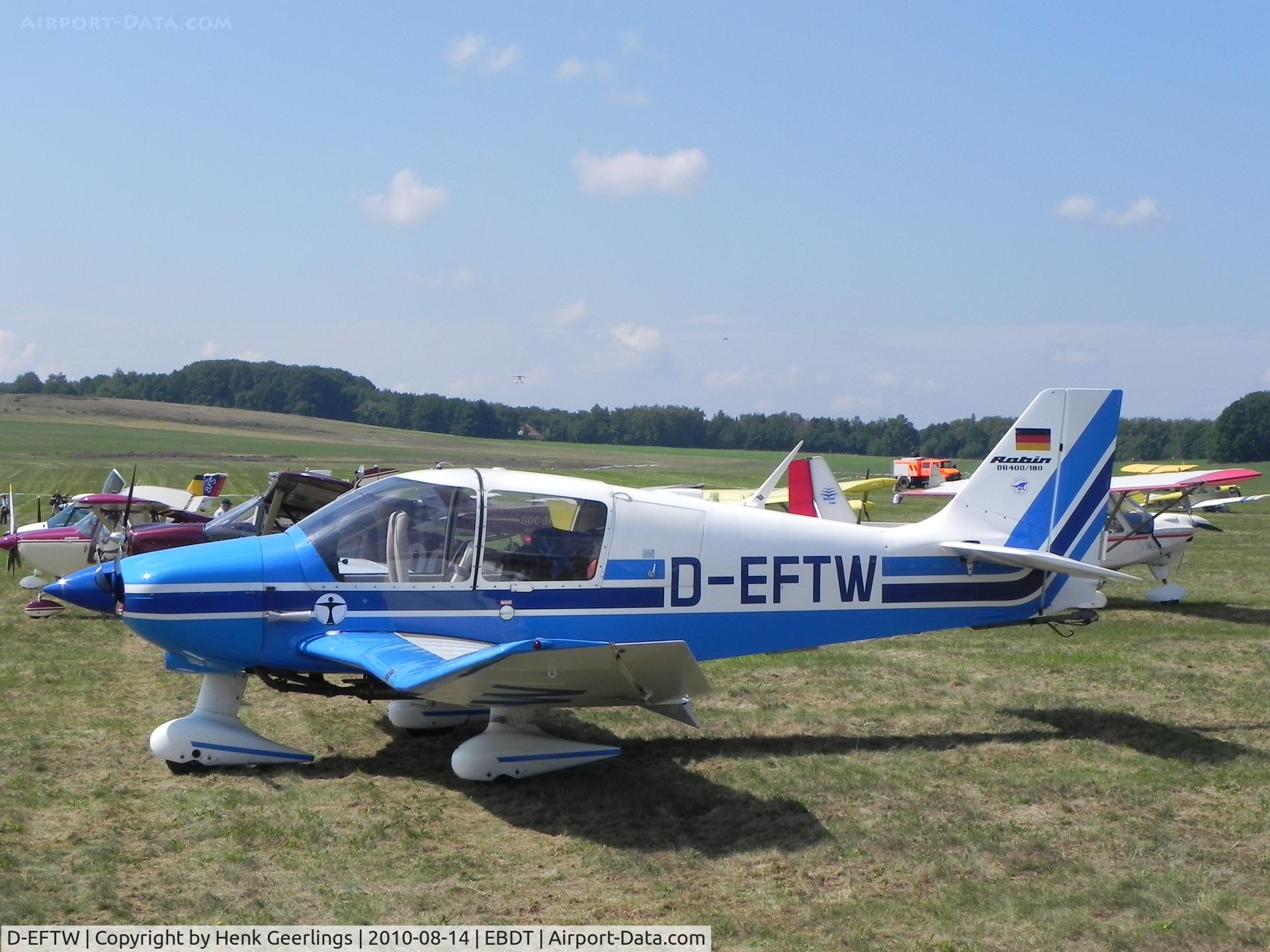 D-EFTW, 2010 Robin DR-400-180 Regent Regent C/N 1274, Schaffen - Diest , Belgium. Oldtimer Fly In August 2010