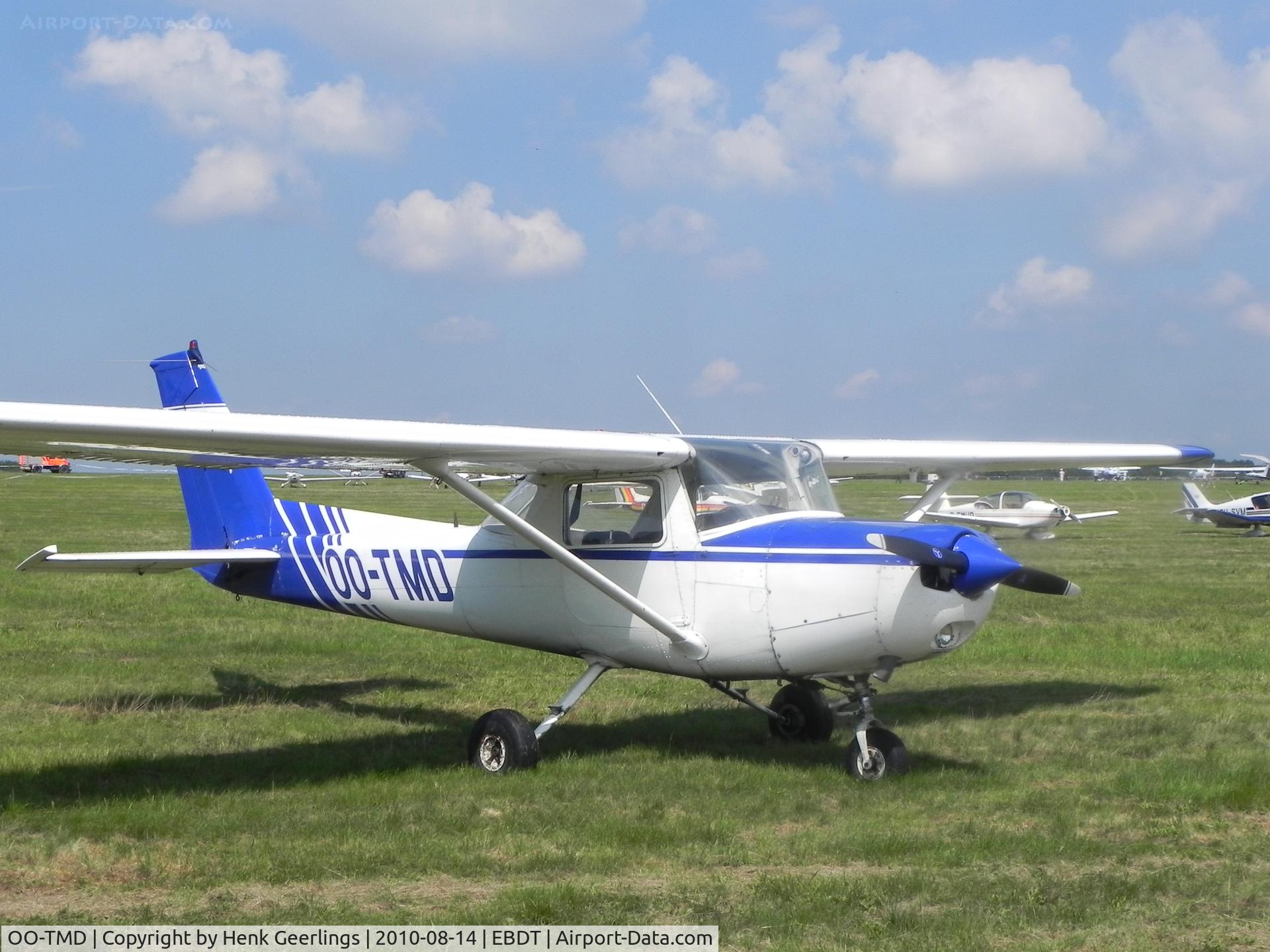 OO-TMD, 1978 Reims Cessna F152 C/N F15201513, Schaffen - Diest , Belgium. Oldtimer Fly- In August 2010