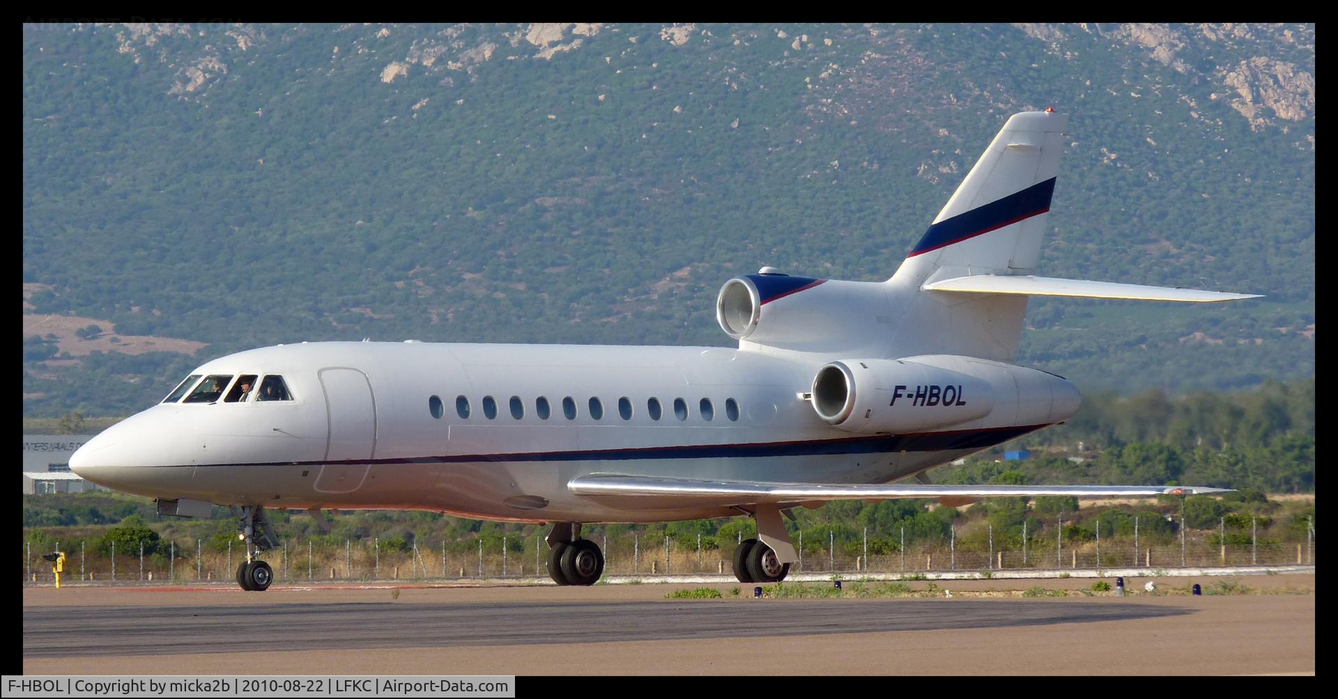 F-HBOL, 2002 Dassault Falcon 900EX C/N 107, Arrival after landing in 18.