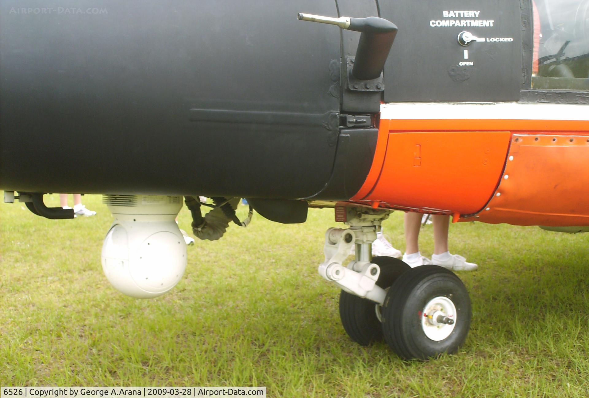 6526, Aerospatiale HH-65C Dolphin C/N 6044, FLIR camera and nose gear