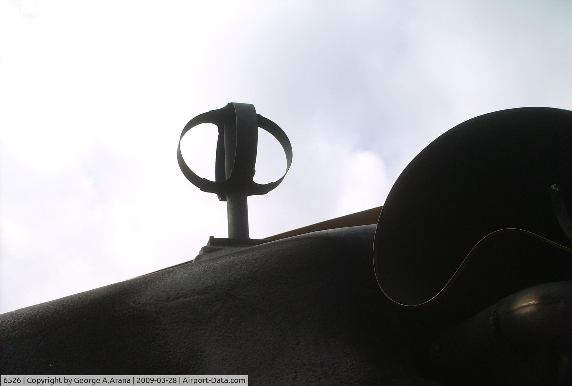 6526, Aerospatiale HH-65C Dolphin C/N 6044, Sensor or antenna?