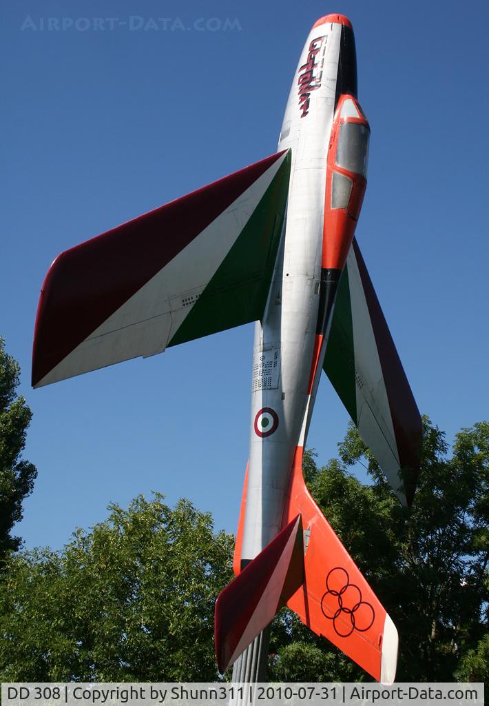 DD 308, 1952 Republic F-84F Thunderstreak C/N Not found 52-6816, S/n 52-6816 - Ex. Germany Air Force aircraft and preserved at the Technik Museum Speyer