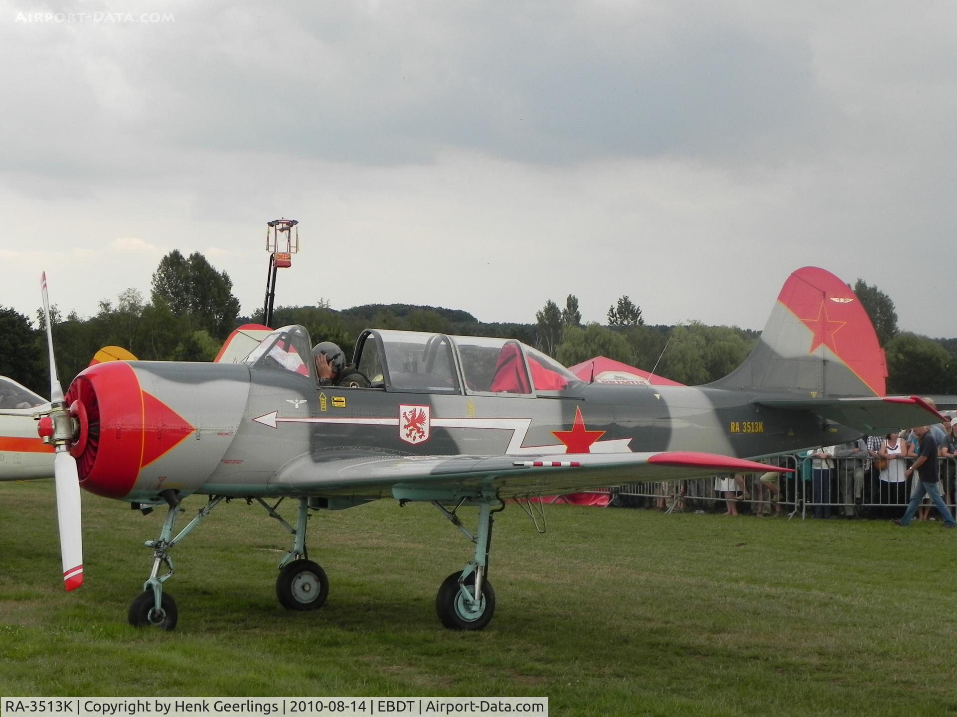 RA-3513K, 1989 Bacau Yak-52 C/N 899714, Schaffen - Diest , Belgium. Oldtimer Fly- In August 2010