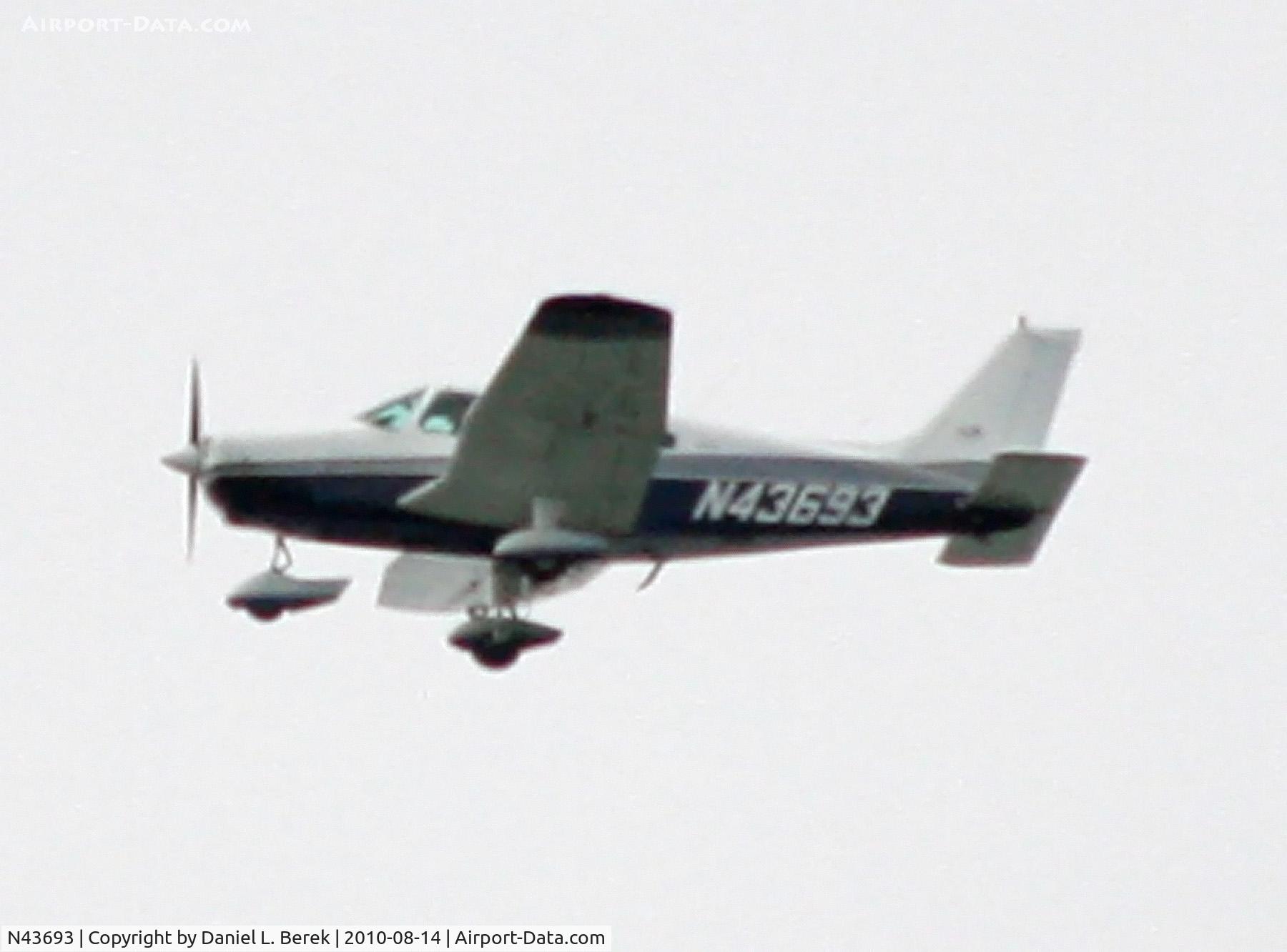 N43693, 1974 Piper PA-28-151 C/N 28-7415559, This 1974 Piper Cherokee Warrior was flying over the beautiful bay of Cape Cod.