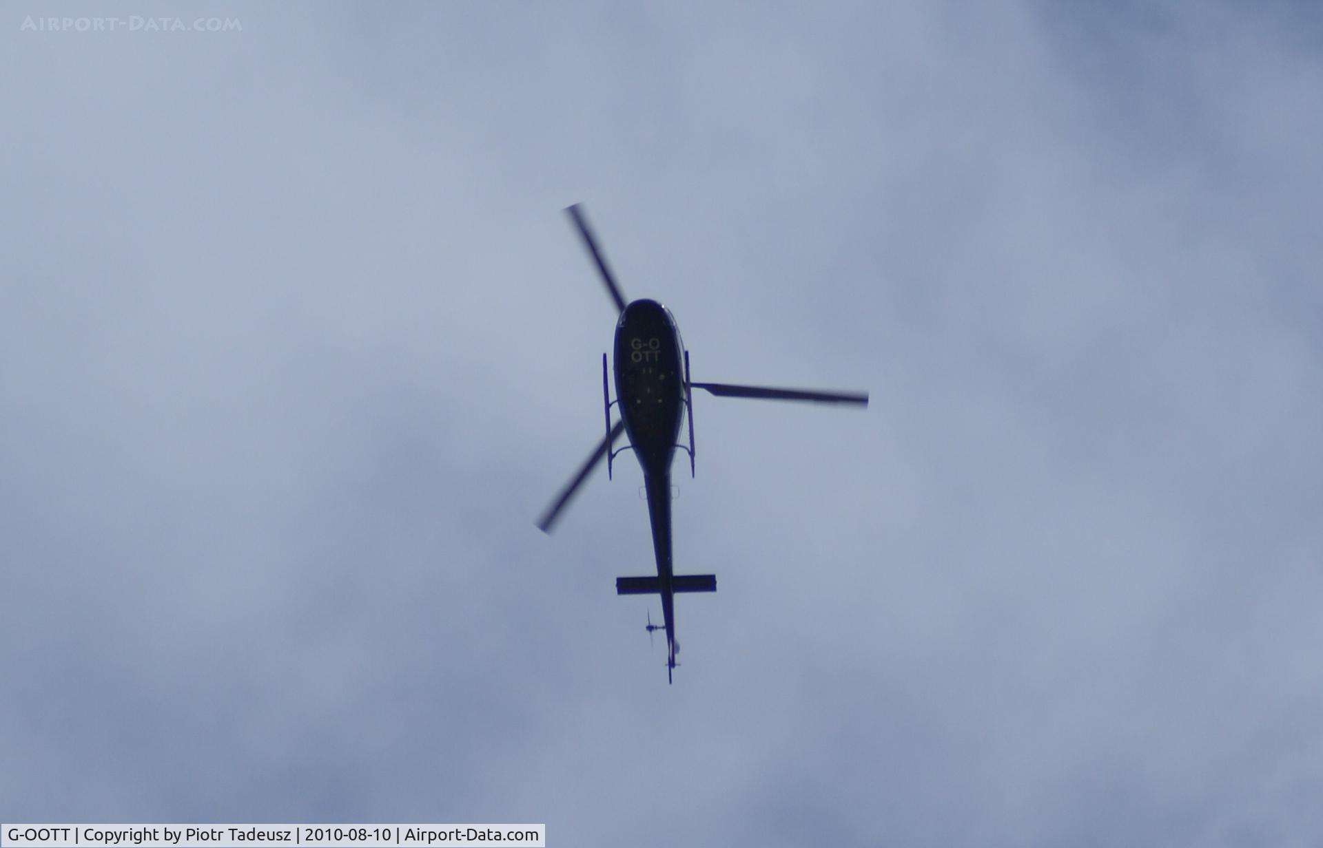 G-OOTT, 2005 Eurocopter AS-350B-3 Ecureuil Ecureuil C/N 3953, over Mallow, Ireland