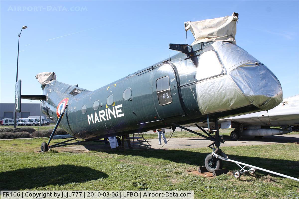 FR106, Vertol H-21C Shawnee C/N FR106, on display at Ailes Anciennes Toulouse