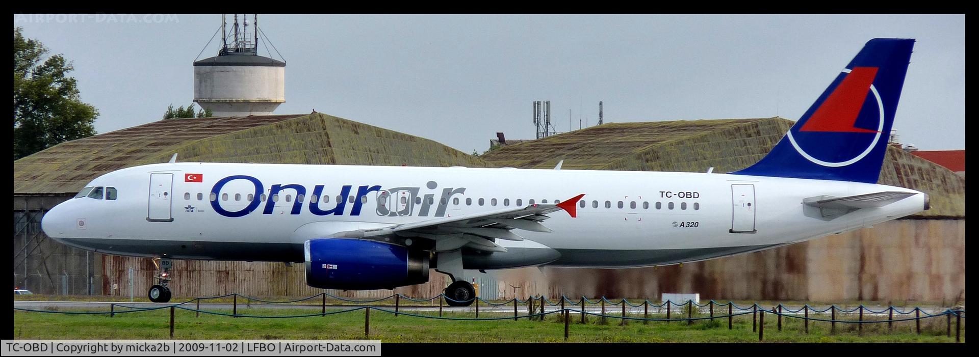 TC-OBD, 1995 Airbus A320-211 C/N 455, Take off, Scrap now
