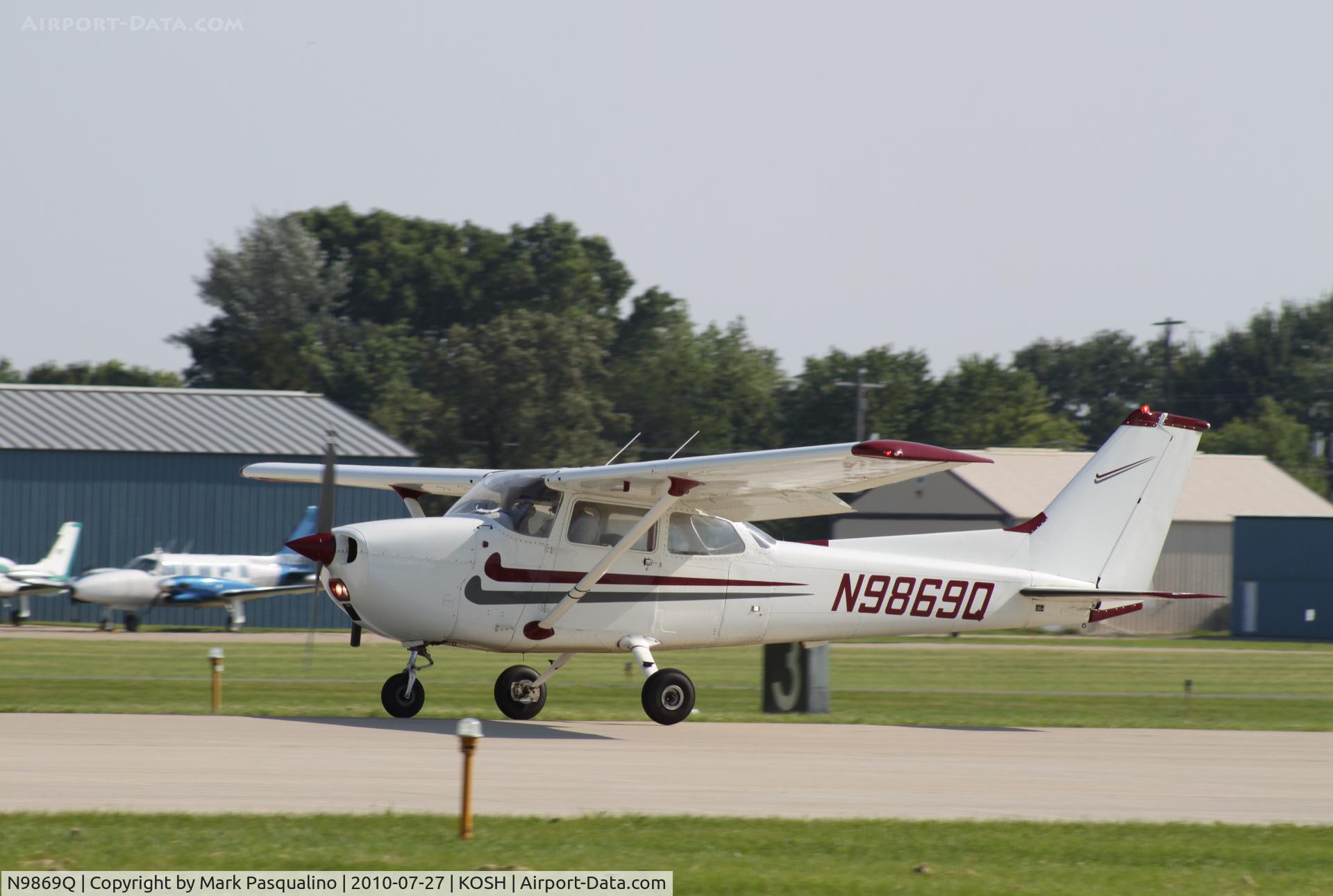 N9869Q, 1975 Cessna 172M C/N 17265813, Cessna 172M