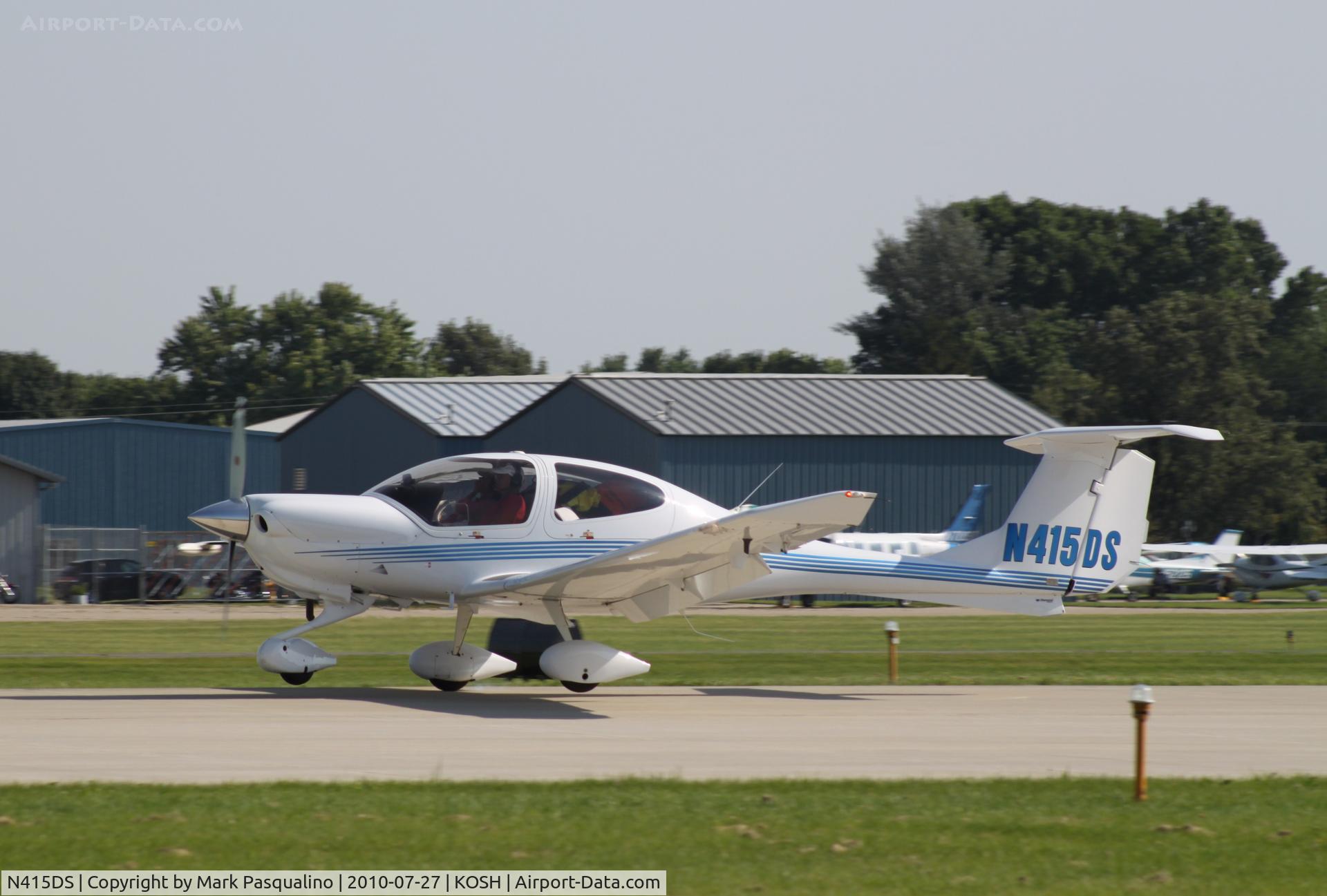 N415DS, 2004 Diamond DA-40 Diamond Star C/N 40.430, DA 40
