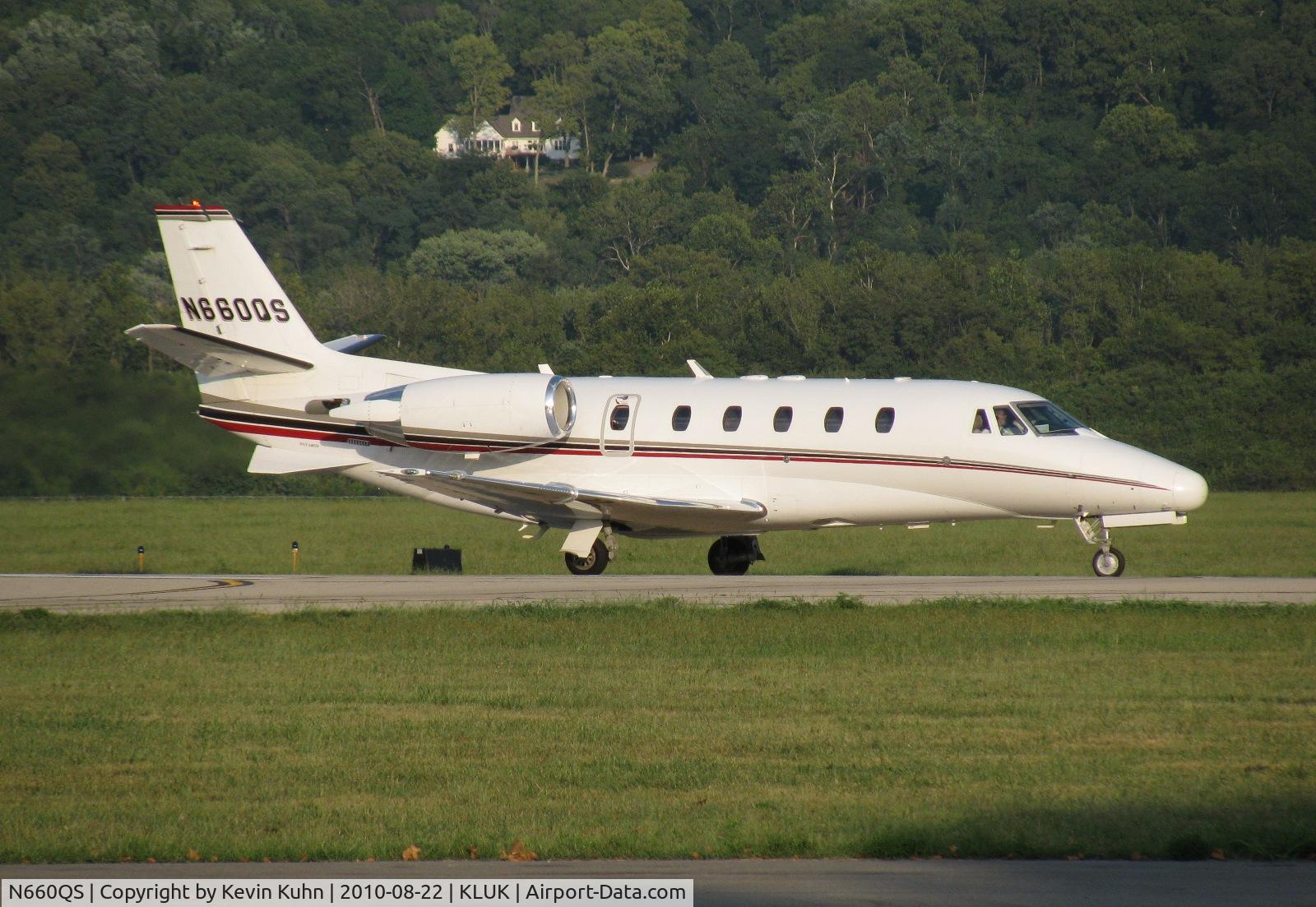N660QS, 2006 Cessna 560XLS Citation Excel C/N 560-5647, Taxiing back after what I assume was a brief test flight