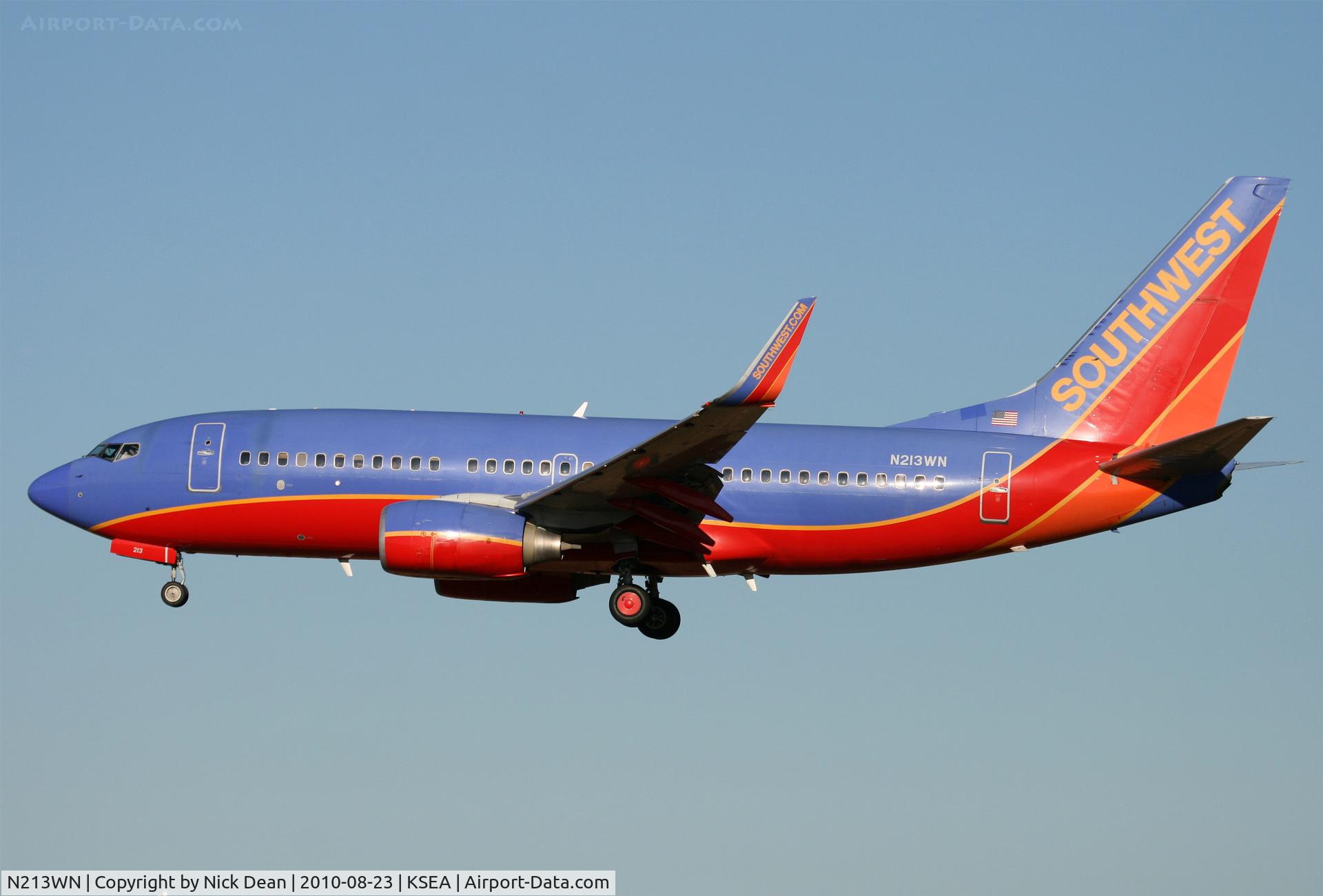 N213WN, 2005 Boeing 737-7H4 C/N 34217, KSEA