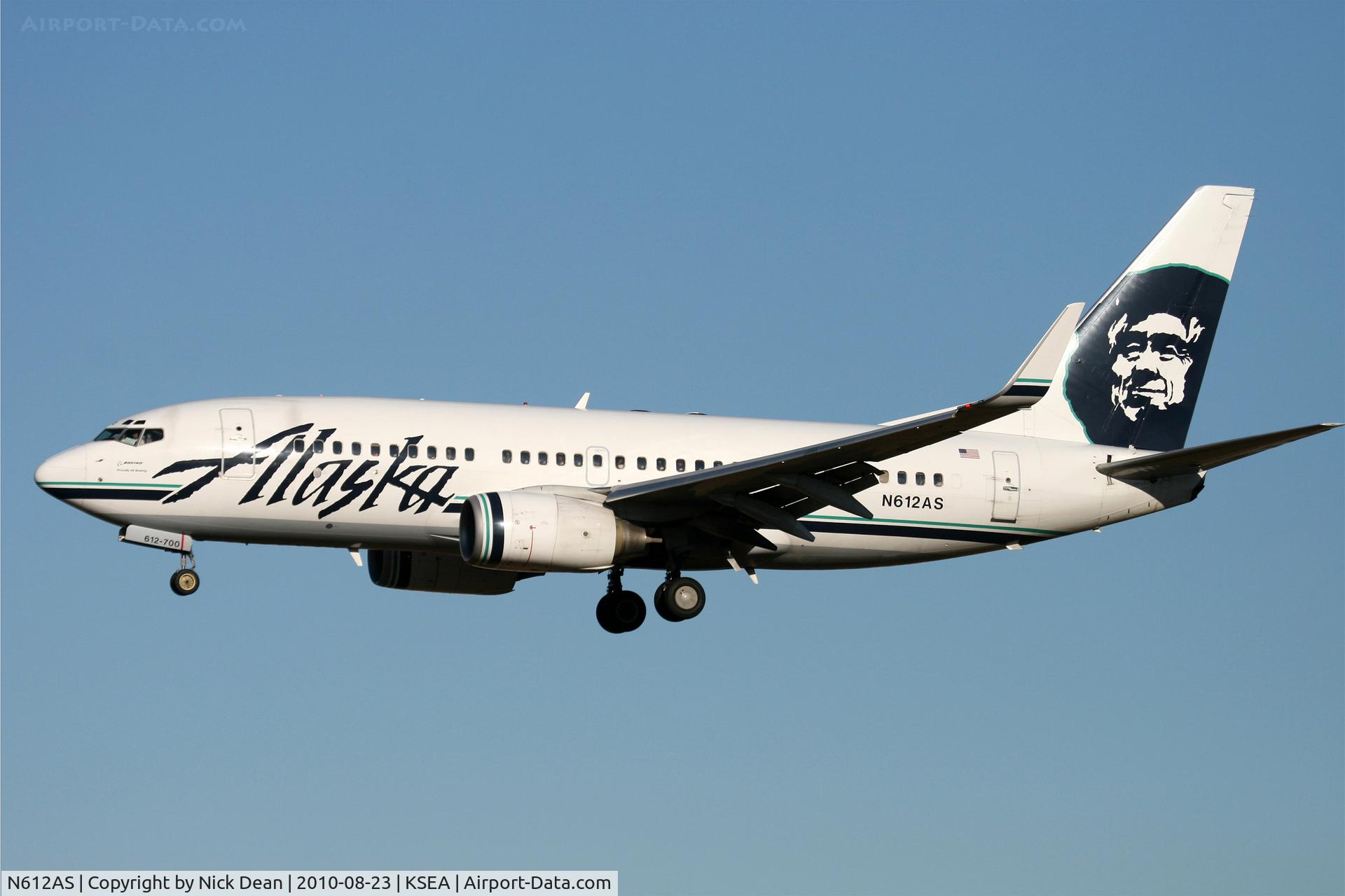 N612AS, 1999 Boeing 737-790 C/N 30162, KSEA