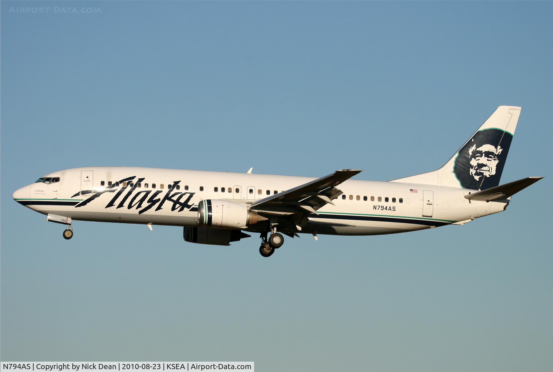 N794AS, 1998 Boeing 737-490 C/N 28889, KSEA