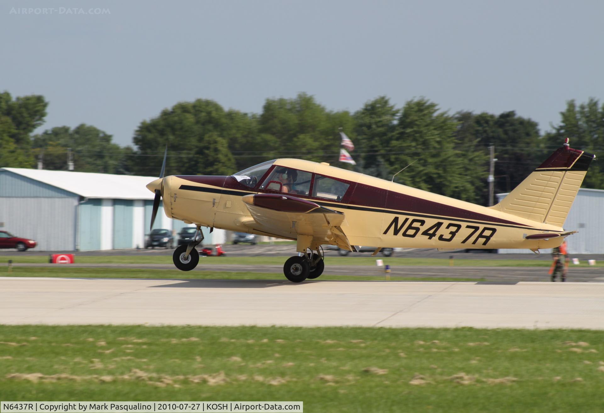 N6437R, 1966 Piper PA-28-140 C/N 28-21618, Piper PA-28-140