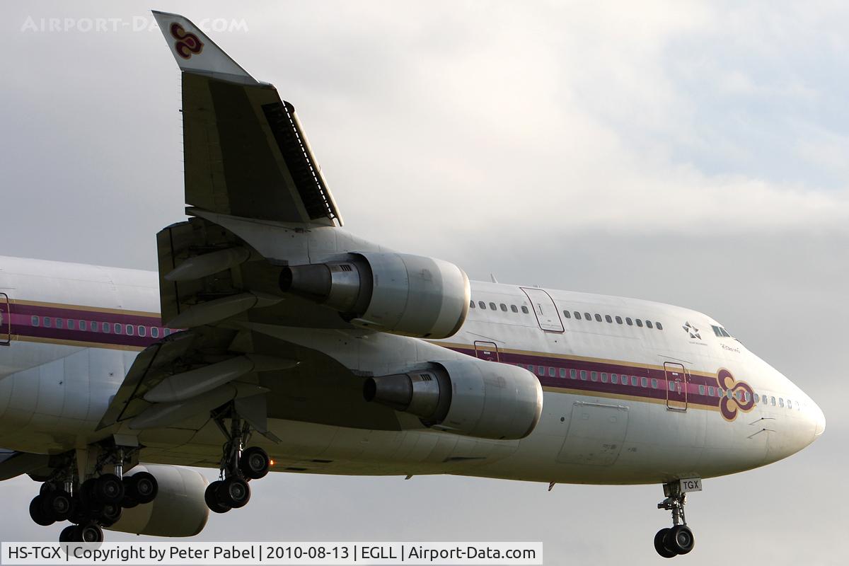 HS-TGX, 1997 Boeing 747-4D7 C/N 27725, Blink