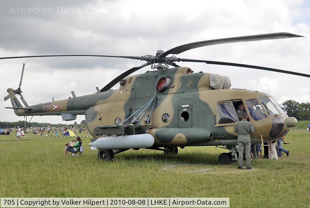 705, 1987 Mil Mi-17N C/N 104M05, Mil Mi-17