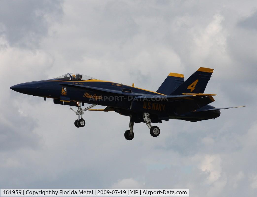 161959, McDonnell Douglas F/A-18A Hornet C/N 0170/A133, Blue Angels #4