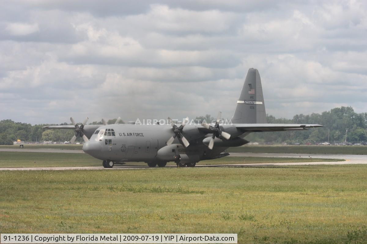 91-1236, 1991 Lockheed C-130H Hercules C/N 382-5286, smoky engines