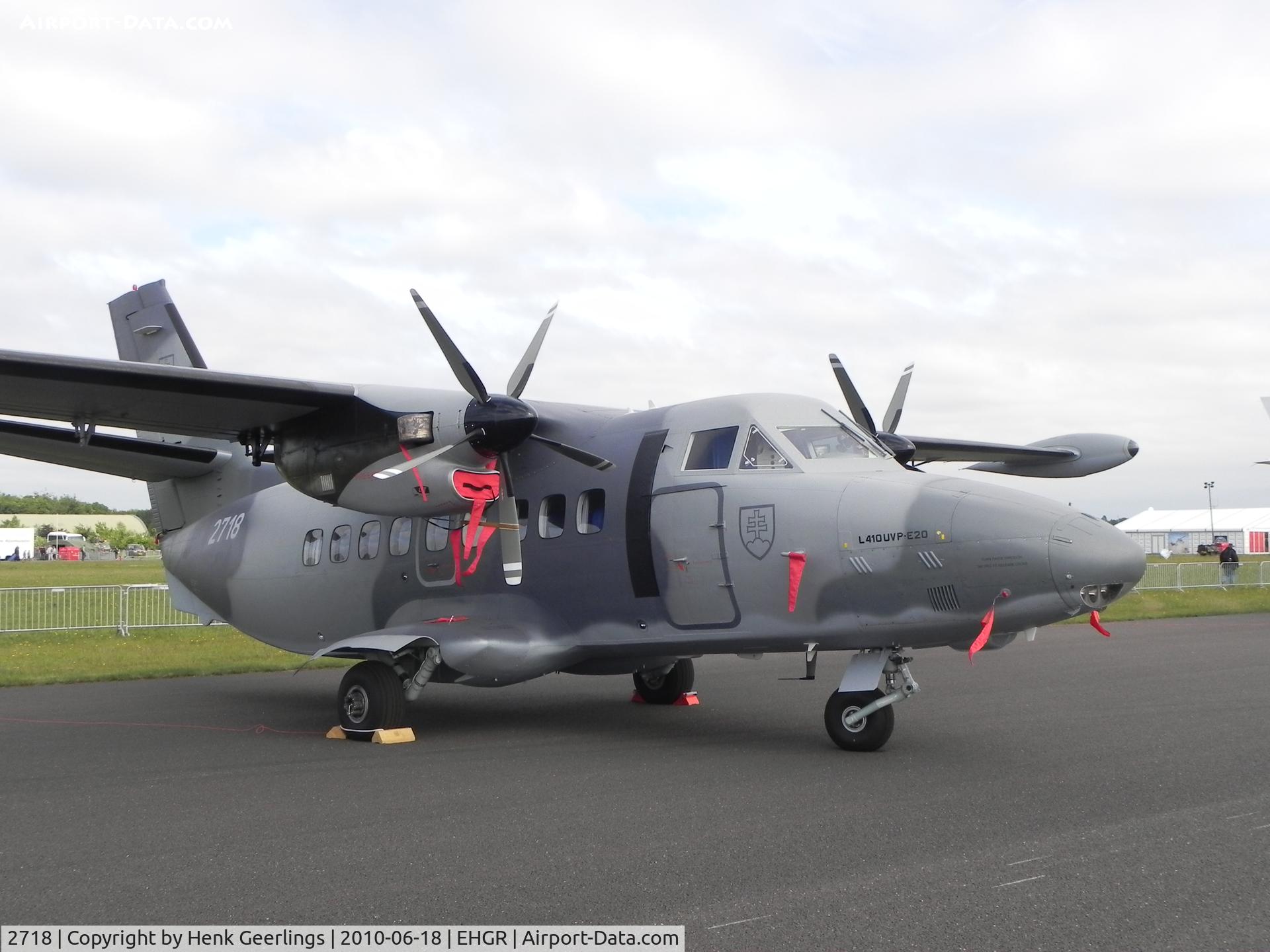 2718, 1992 Let L-410UVP-S Turbolet C/N 092718, Dutch AF Openday at Gilze Rijen AFB