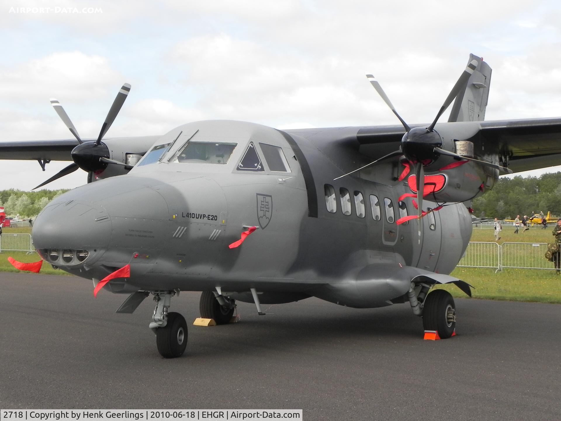 2718, 1992 Let L-410UVP-S Turbolet C/N 092718, Dutch AF Openday at Gilze Rijen AFB
