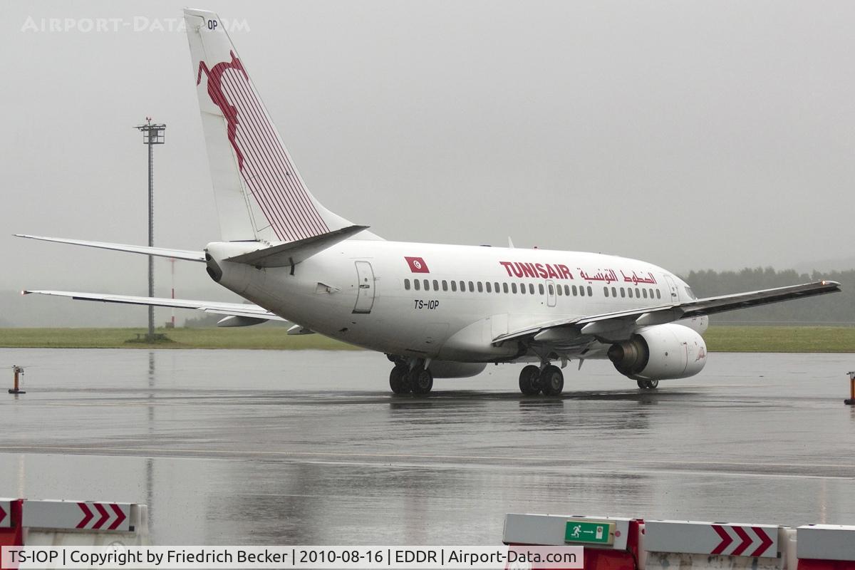 TS-IOP, 2000 Boeing 737-6H3 C/N 29500, departure to Djerba in pouring rain