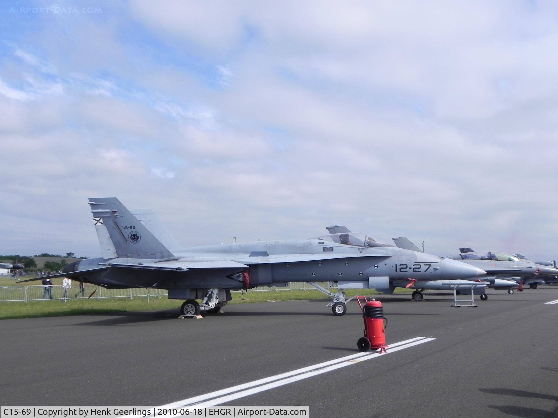 C15-69, McDonnell Douglas EF-18A Hornet C/N 0925/A591, Dutch AF Open Day at Gilze Rijen AFB
