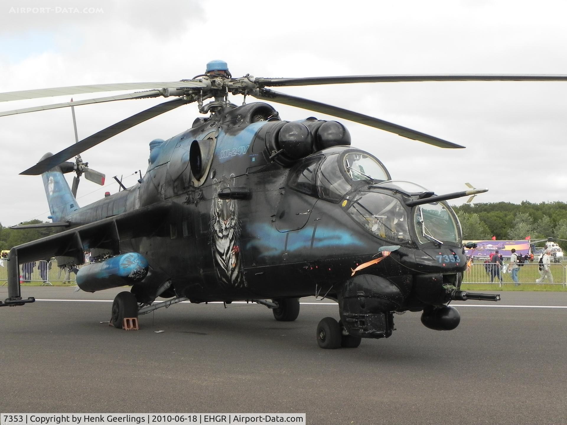 7353, Mil Mi-24V Hind E C/N 087353, Dutch AF Open Day at Gilze Rijen AFB