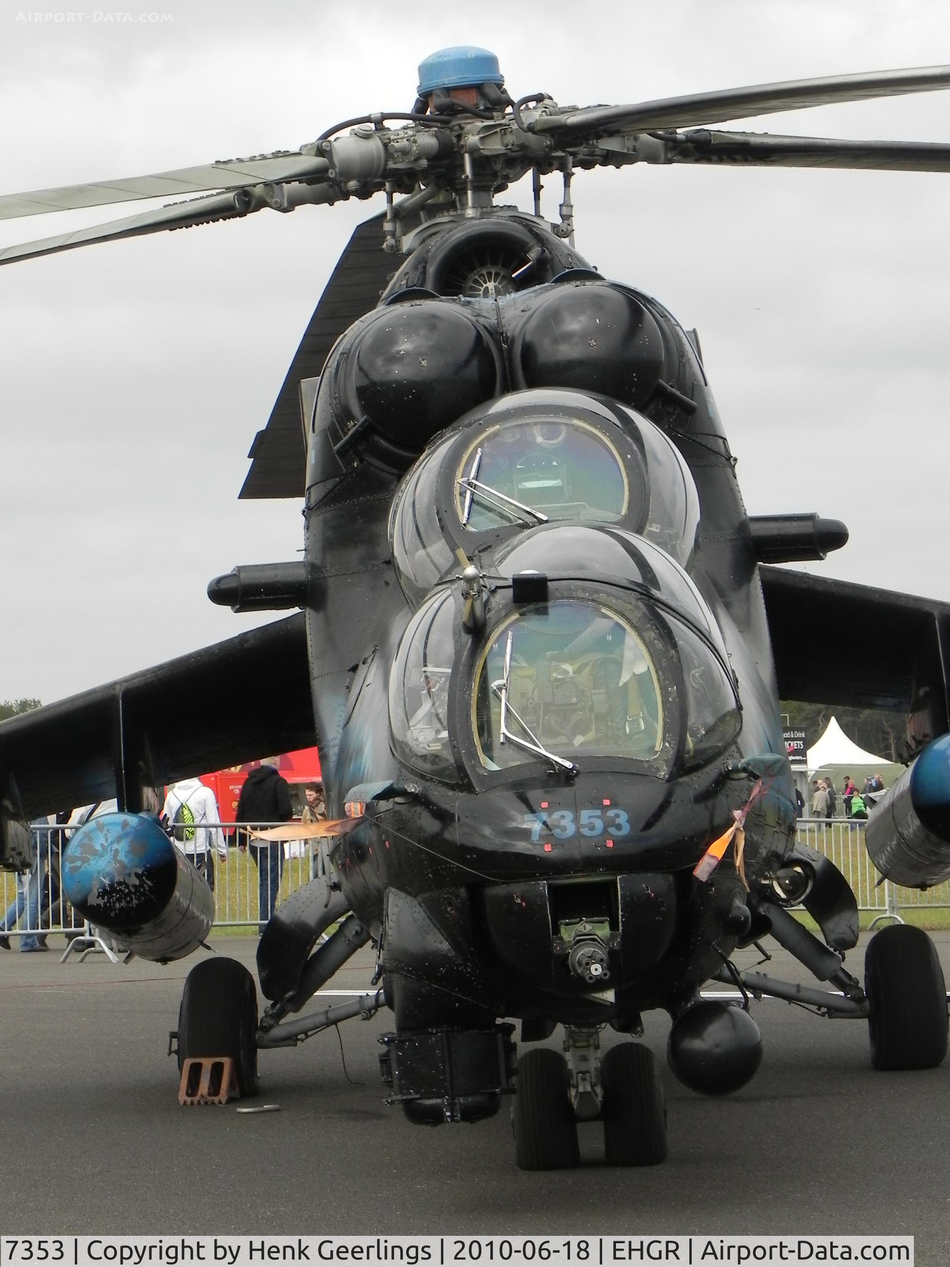 7353, Mil Mi-24V Hind E C/N 087353, Dutch AF Open Day at Gilze Rijen AFB