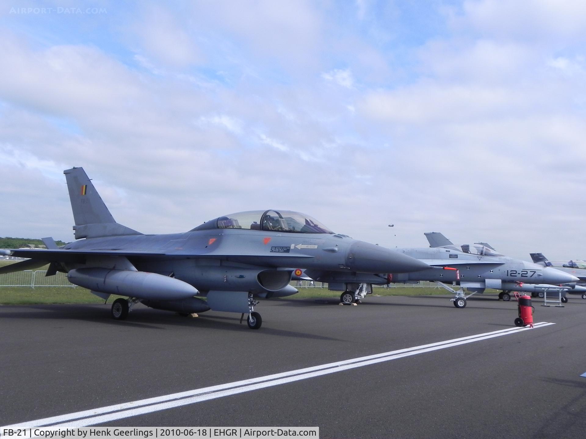 FB-21, General Dynamics F-16B Fighting Falcon C/N 6J-21, Dutch AF Open Day at Gilze Rijen AFB