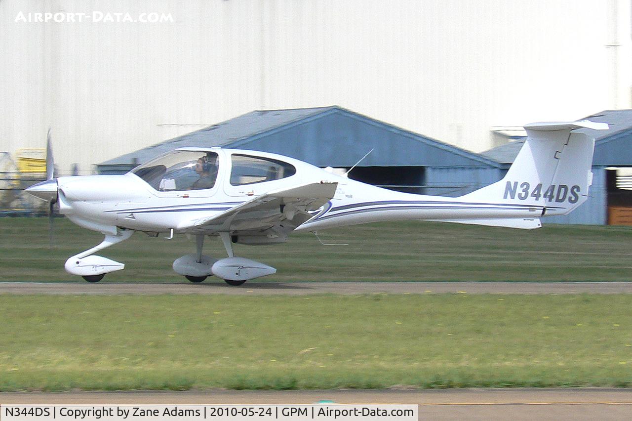 N344DS, Diamond DA-40 Diamond Star C/N 40.1026, At Grand Prairie Municipal