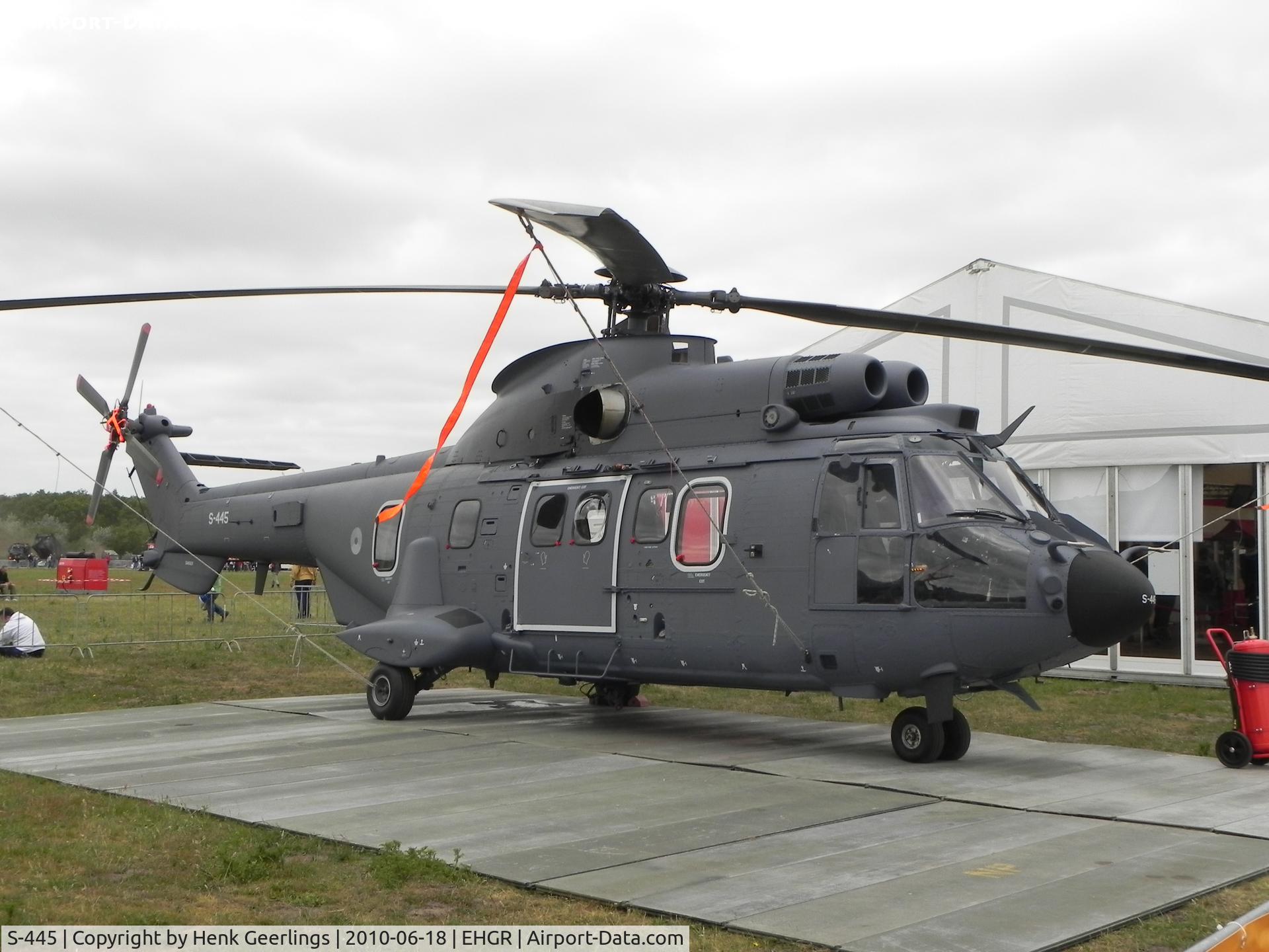 S-445, Eurocopter AS-532U2 Cougar C/N 2445, Dutch AF Open Day at Gilze Rijen AFB 

New grey cs