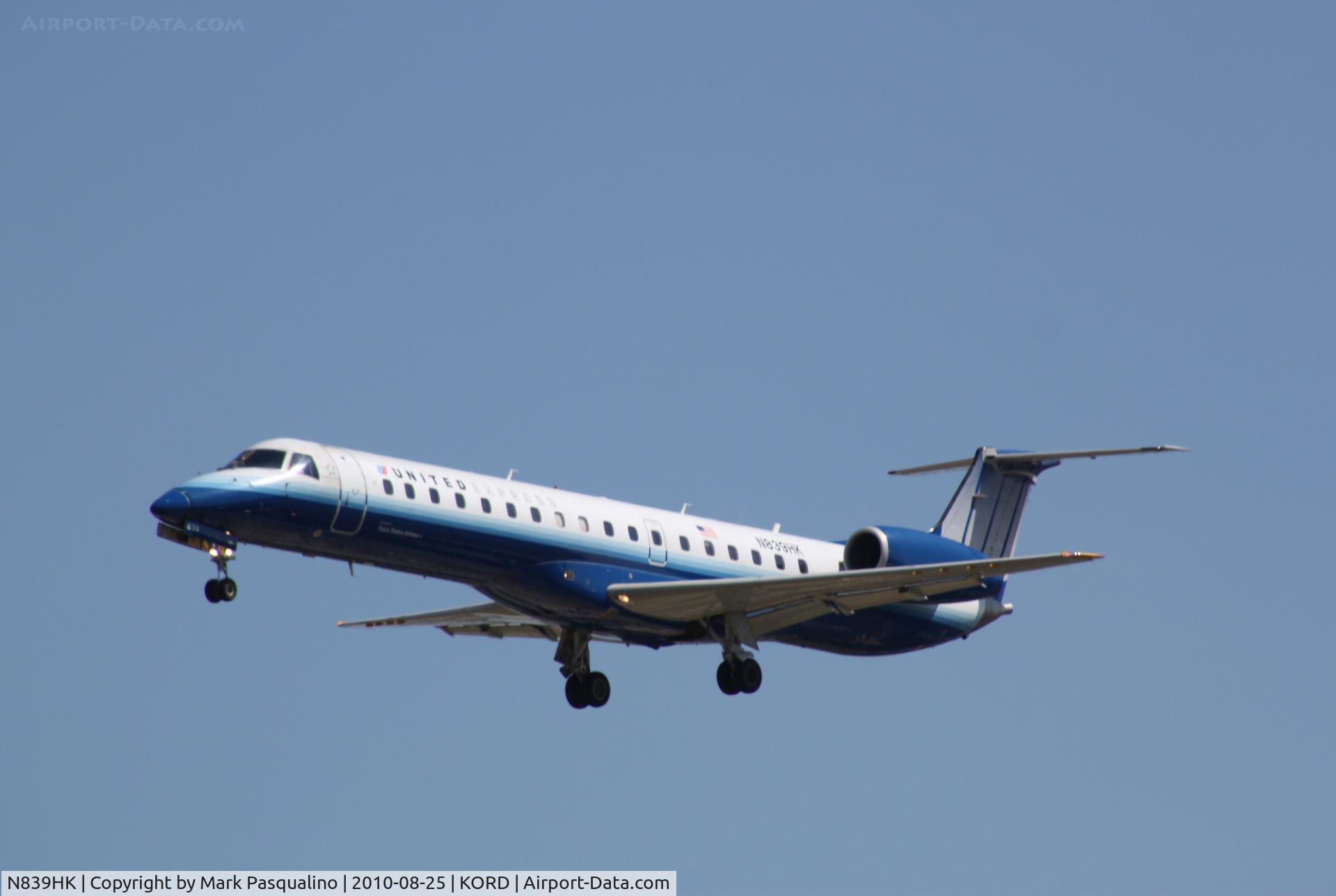 N839HK, 2004 Embraer ERJ-145LR (EMB-145LR) C/N 14500829, EMB-145LR
