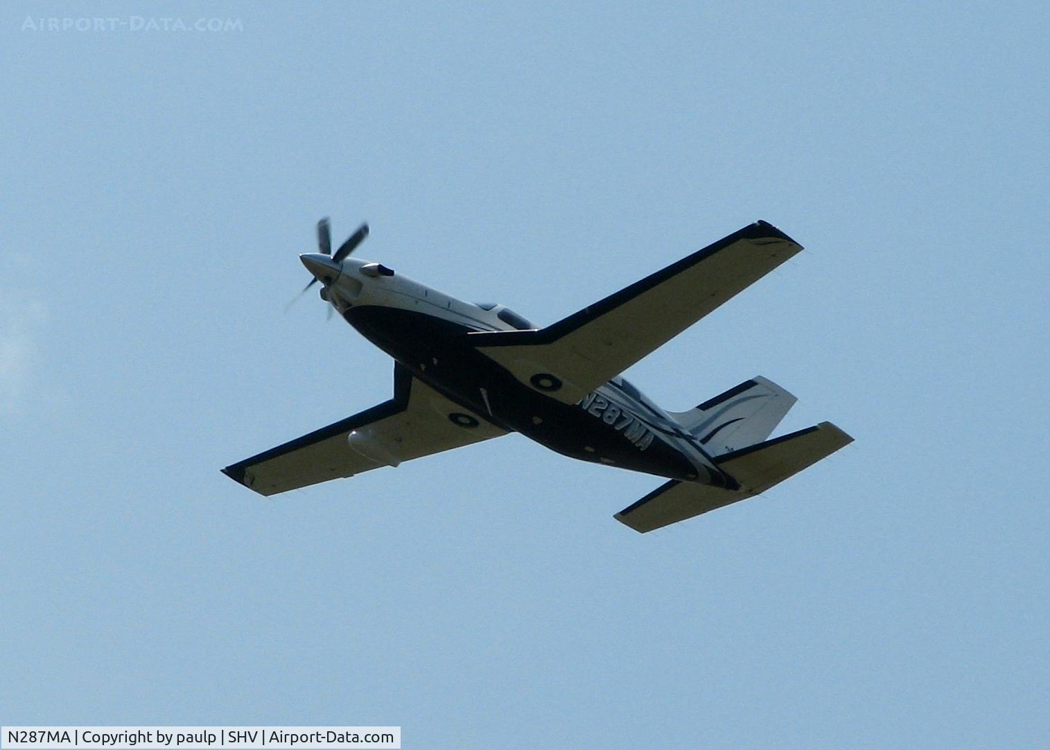 N287MA, 2007 Piper PA-46-500TP C/N 4697319, Off of runway 05 at Shreveport Regional.