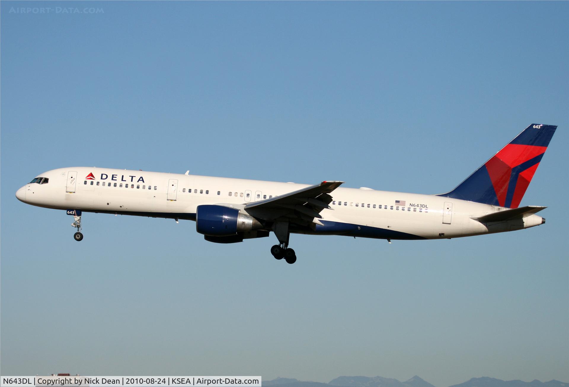 N643DL, 1989 Boeing 757-232 C/N 23997, KSEA