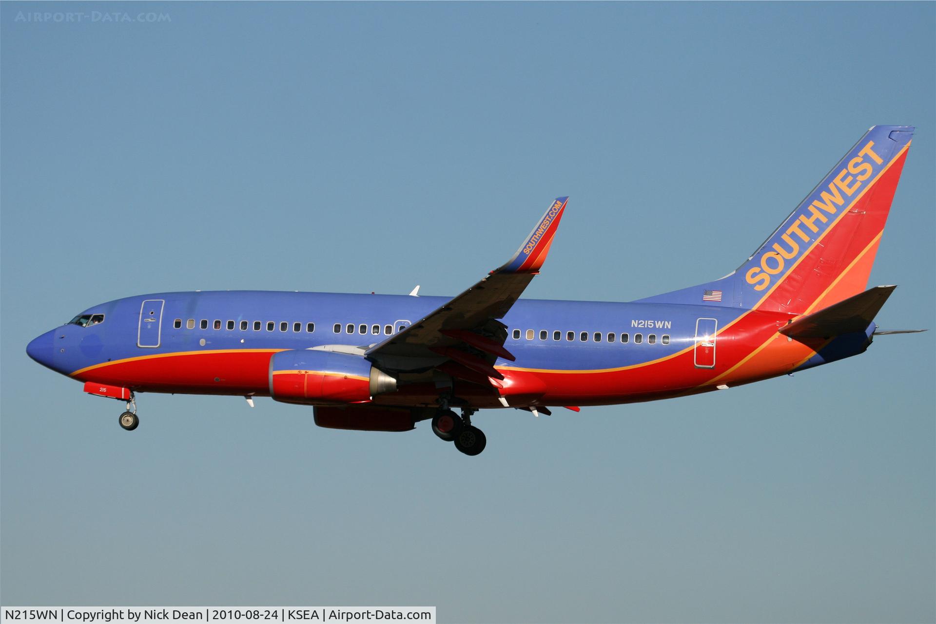 N215WN, 2005 Boeing 737-7H4 C/N 32487, KSEA