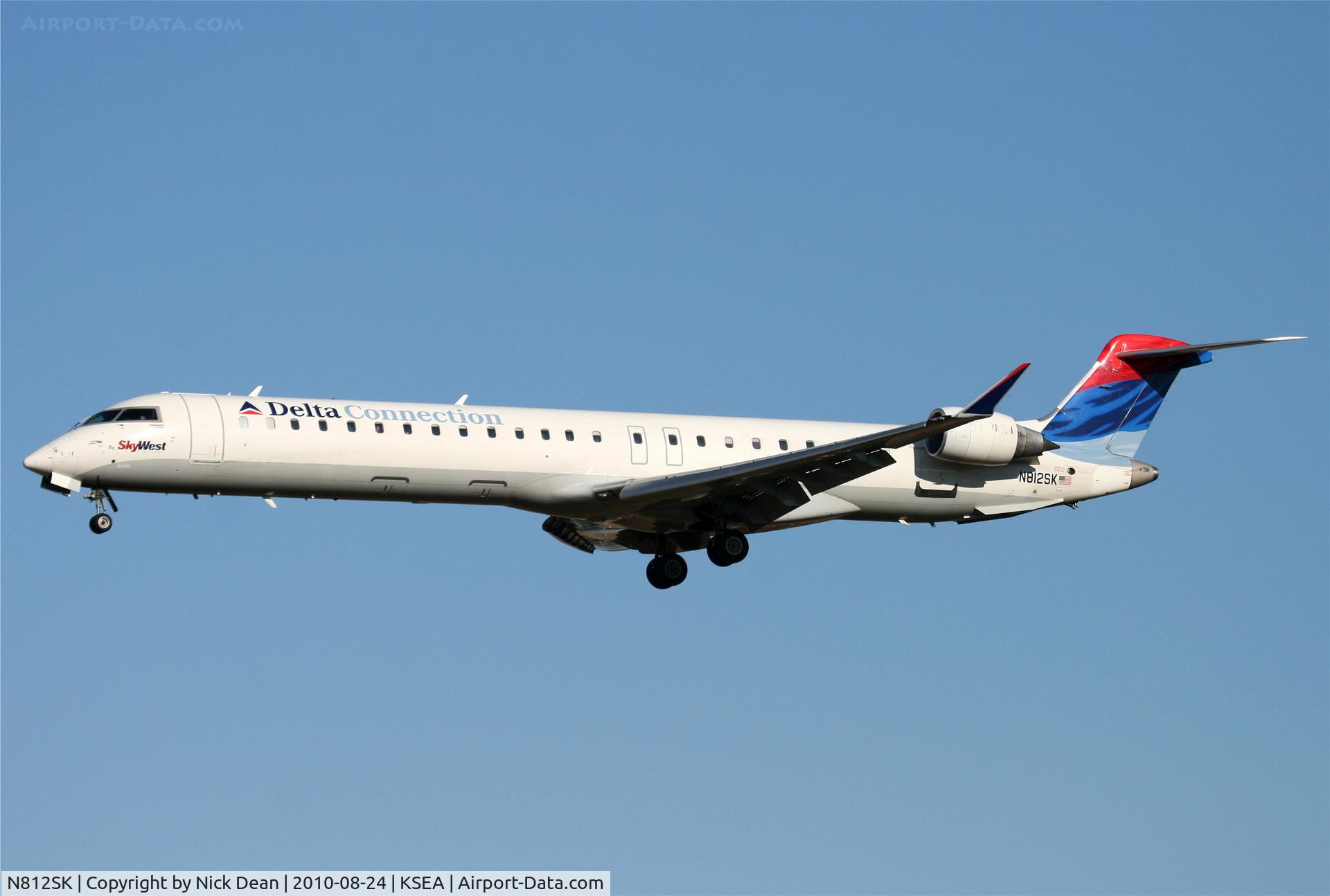 N812SK, 2006 Bombardier CRJ-900ER (CL-600-2D24) C/N 15098, KSEA