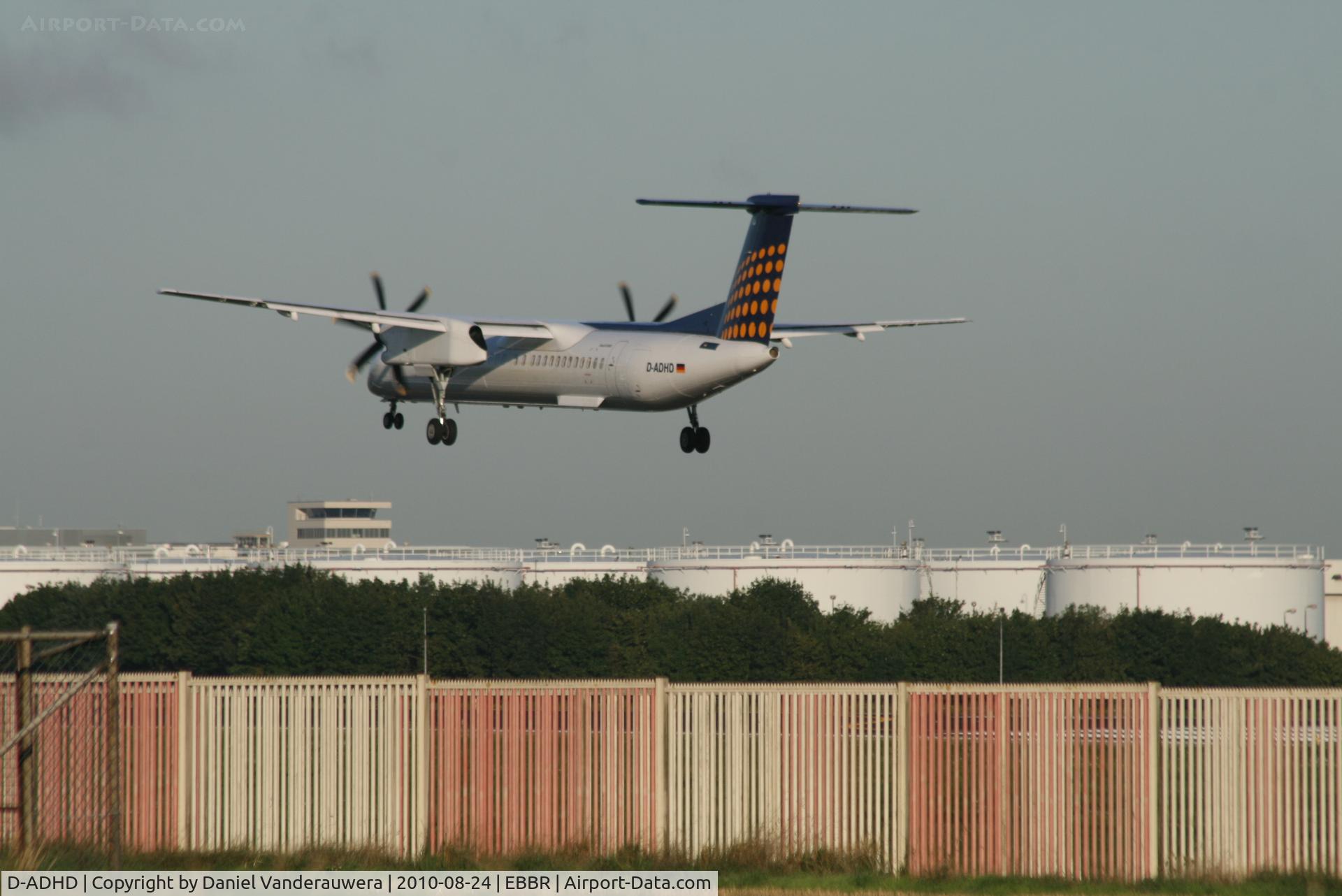 D-ADHD, 2001 De Havilland Canada DHC-8-402Q Dash 8 C/N 4056, Flight SN2640 is descending to RWY 25L
