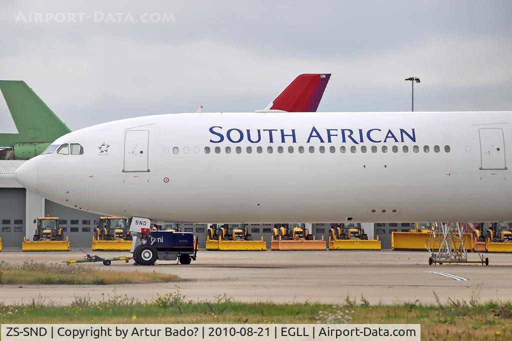 ZS-SND, 2003 Airbus A340-642 C/N 531, South African