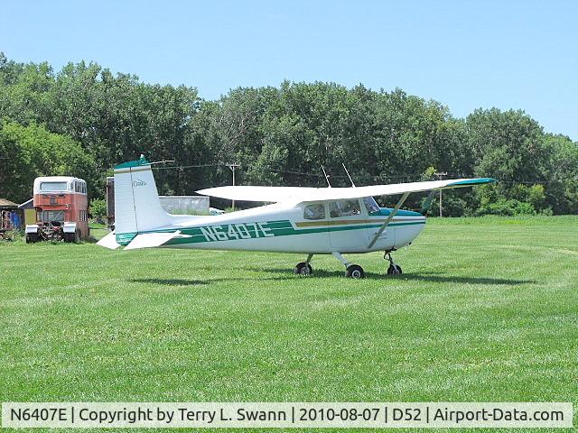 N6407E, 1959 Cessna 172 C/N 46507, Parked in the grass at Geneseo..
