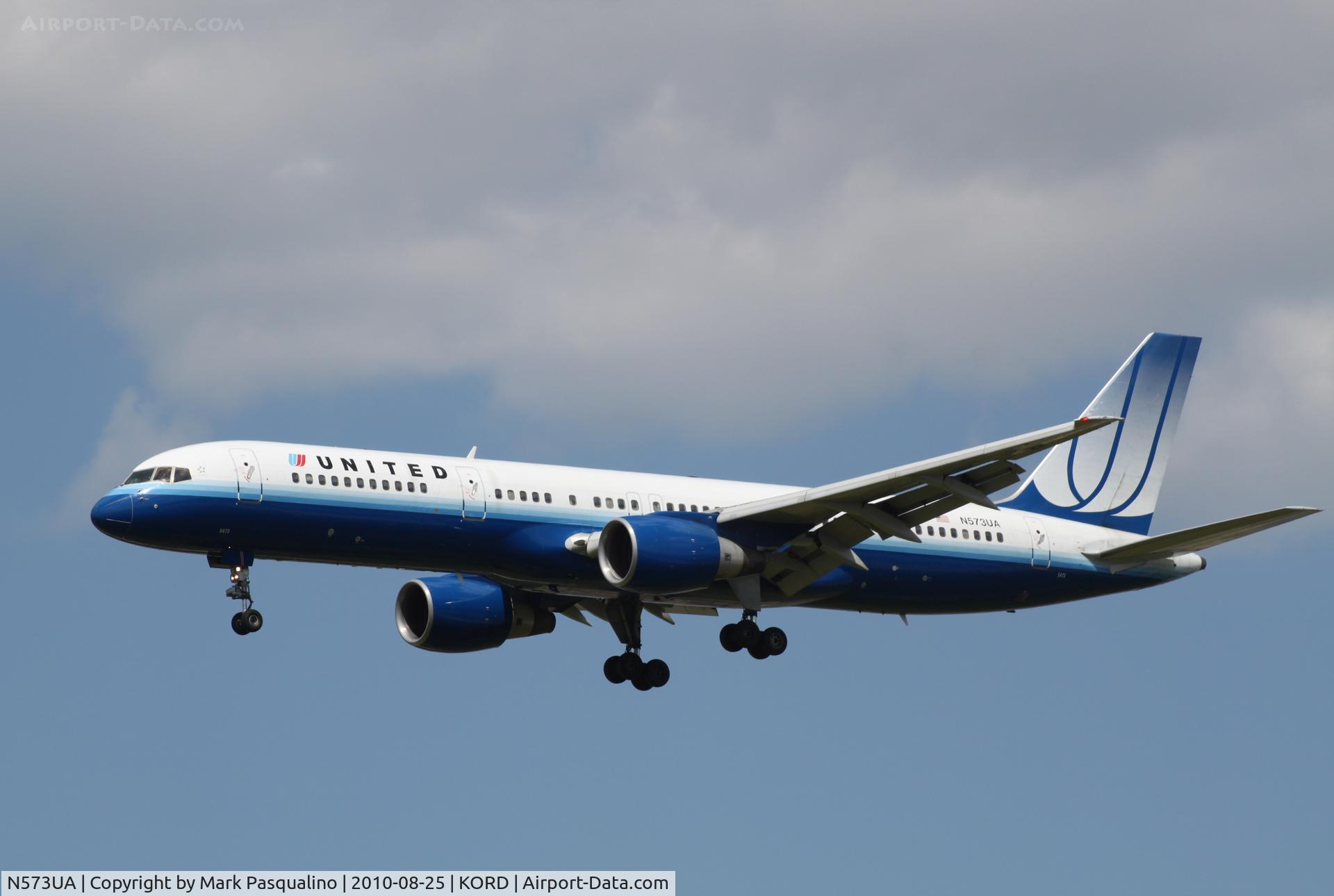 N573UA, 1992 Boeing 757-222 C/N 26685, Boeing 757-200