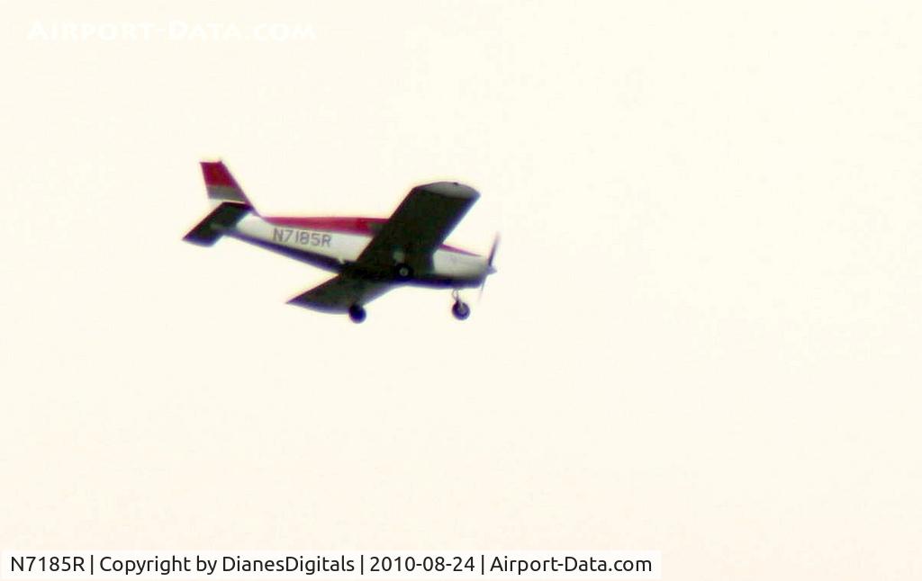 N7185R, 1966 Piper PA-28-140 C/N 28-21897, Simcoe County ON