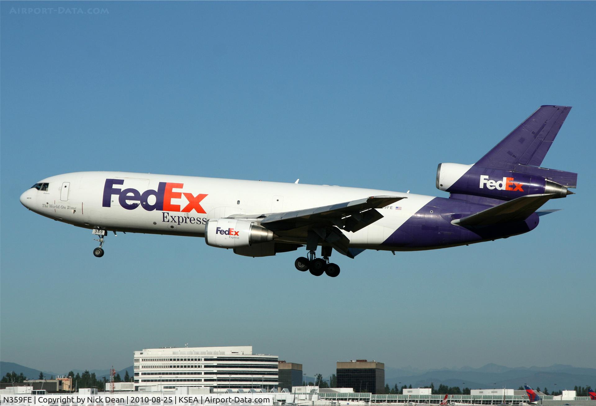 N359FE, 1980 McDonnell Douglas MD-10-10F C/N 46635, KSEA FedEx 568 arriving 34L from KMEM