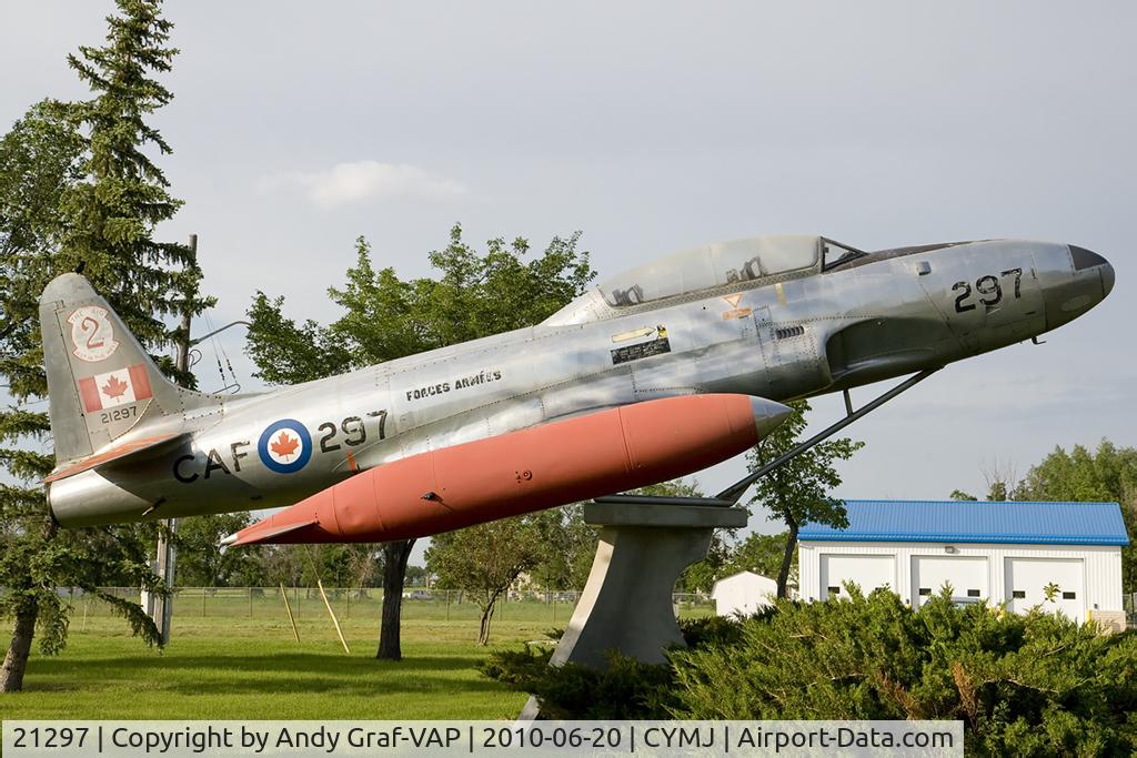 21297, Canadair CT-133 Silver Star C/N T33-297, Canada - Air Force T-33