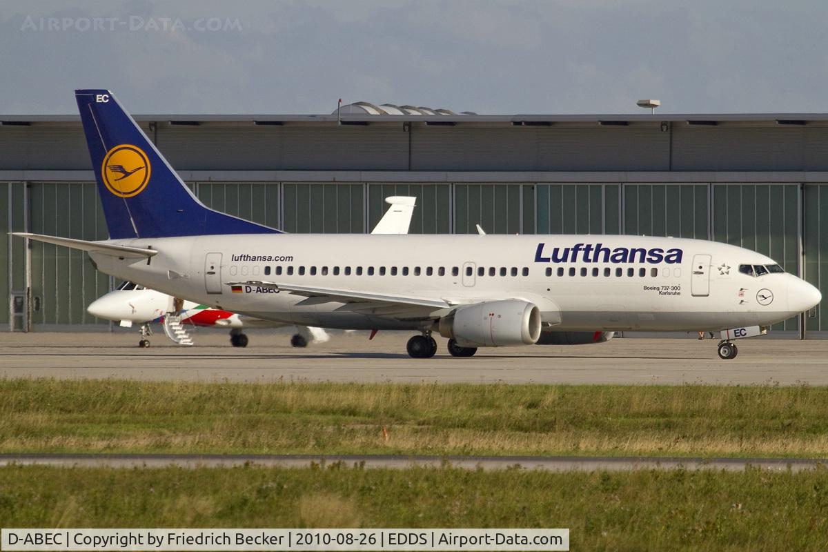 D-ABEC, 1991 Boeing 737-330 C/N 25149, taxying to the active