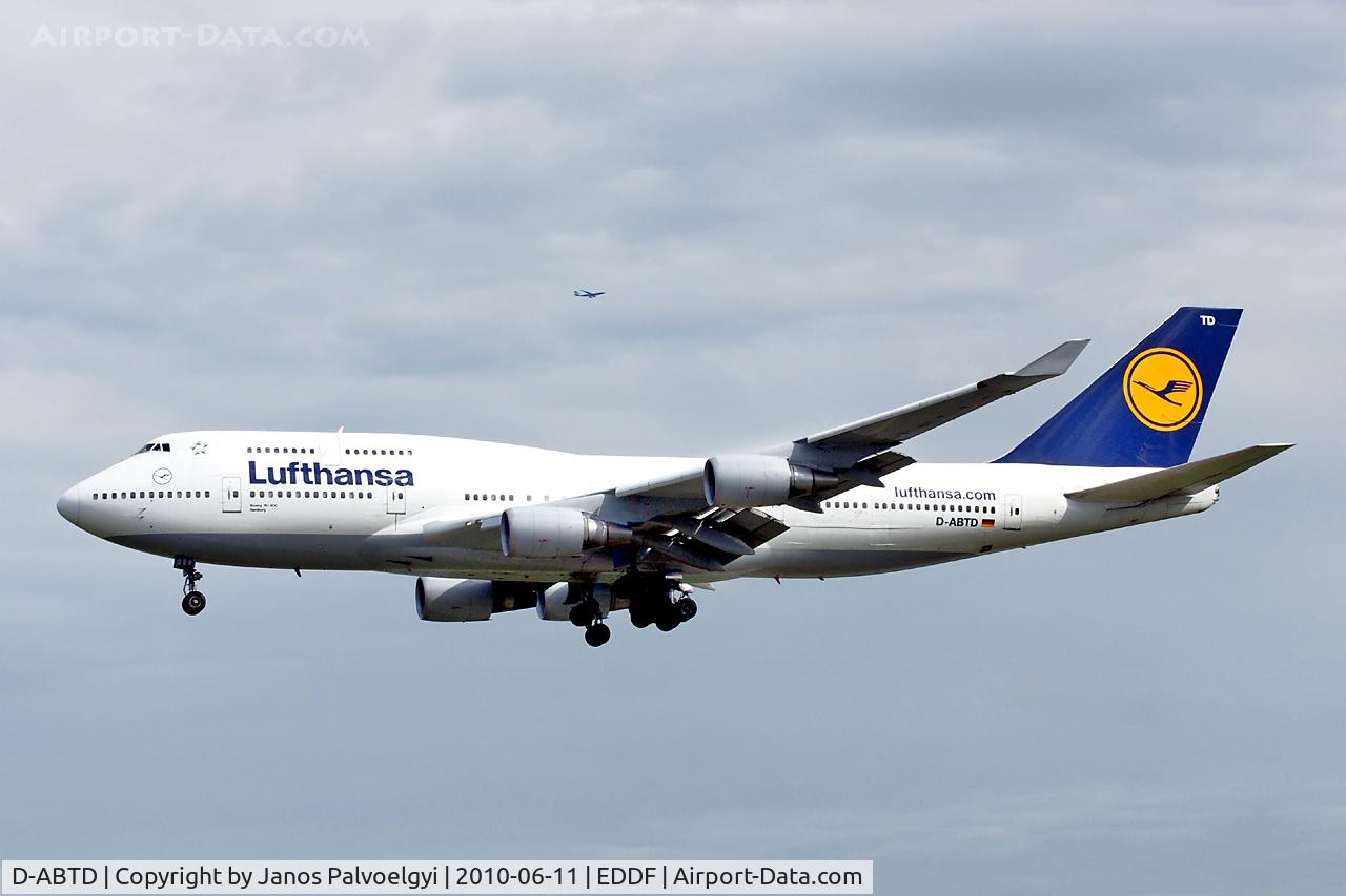 D-ABTD, 1990 Boeing 747-430M C/N 24715, Lufthansa Boeing B747-430M to approach on RWY25L in FRA/EDDF